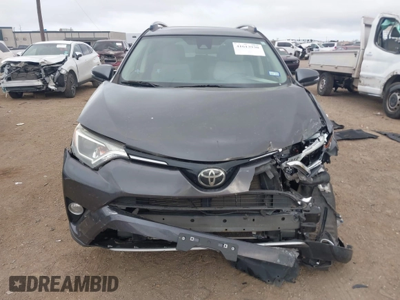 2018 Toyota RAV4 XLE with VIN JTMRFREV0JJ749388, listed as a IAAI auction lot 41613930 with 62,225 mi miles. Bid and sale history available at carsss.com. Image 12.