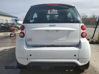 2015 Smart fortwo Passion z VIN WMEEJ3BA2FK811601, wystawiony jako Copart lot #50405625 z przebiegiem 44 600 mil mil oraz Szkoda całkowita • Salvage title. Historia ofert i sprzedaży dostępna na DreamBid. Obrazek 6.