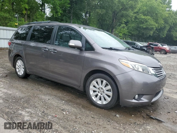 2016 Toyota Sienna XLE с VIN 5TDYK3DC8GS749610, выставлен на аукционе Copart как лот 57579215 с пробегом 167 554 миль миль и Списание • Salvage title. История ставок и продаж доступна на DreamBid. Изображение 4.