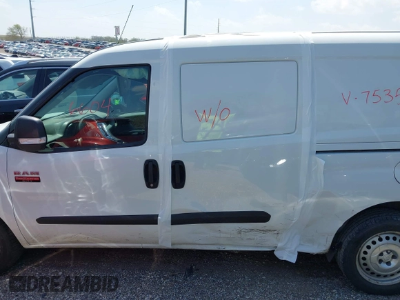 2018 Ram ProMaster City Cargo Tradesman with VIN ZFBERFAB7J6L47535, listed as a IAAI auction lot 42116604 with 191,825 mi miles and . Bid and sale history available at carsss.com. Image 6.