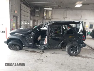 2021 Jeep Wrangler Unlimited Sport Altitude with VIN 1C4HJXDN8MW740087, listed as a IAAI auction lot 42419095 with Not provided miles and . Bid and sale history available at DreamBid. Image 15.