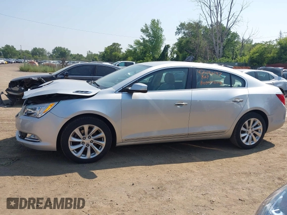 2016 Buick LaCrosse with VIN 1G4GA5G39GF150040, listed as a IAAI auction lot 42492197 with 71,743 mi miles and . Bid and sale history available at DreamBid. Image 14.