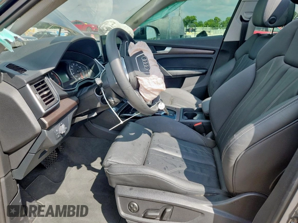 2024 Audi Q5 S line Premium with VIN WA1GAAFY6R2030890, listed as a Copart auction lot 59432555 with 33,671 mi miles and Salvage title. Bid and sale history available at DreamBid. Image 7.