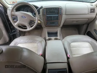 2002 Ford Explorer Eddie Bauer с VIN 1FMZU74E32UC27474, выставлен на аукционе Copart как лот 88494655 с пробегом 155 307 миль миль и Списание • Salvage title. История ставок и продаж доступна на DreamBid. Изображение 8.