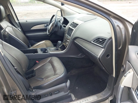 2012 Lincoln MKX with VIN 2LMDJ8JK4CBL11396, listed as a IAAI auction lot 42173631 with 184,597 mi miles and . Bid and sale history available at DreamBid. Image 5.
