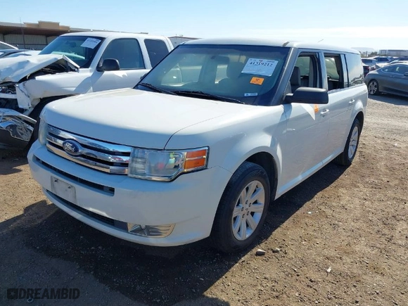 2011 Ford Flex SE with VIN 2FMGK5BC3BBD19905, listed as a IAAI auction lot 41319212 with 273,601 mi miles. Bid and sale history available at carsss.com. Image 2.