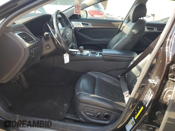 2018 Genesis G80 3.8L z VIN KMHGN4JE8JU250299, wystawiony jako Copart lot #53233385 z przebiegiem 87 385 mil mil oraz Szkody całkowita. Historia ofert i sprzedaży dostępna na DreamBid. Obrazek 7.