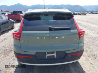 2023 Volvo XC40 Plus Bright Theme with VIN YV4L12UNXP2930656, listed as a IAAI auction lot 42524396 with 58,185 mi miles and . Bid and sale history available at DreamBid. Image 16.