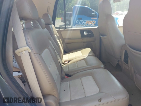 2006 Ford Expedition Eddie Bauer with VIN 1FMFU175X6LA88175, listed as a IAAI auction lot 42259682 with 225,003 mi miles and . Bid and sale history available at DreamBid. Image 8.