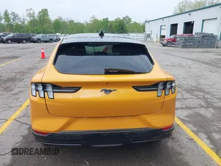 2023 Ford Mustang Mach-E Premium с VIN 3FMTK3SS2PMA49095, выставлен на аукционе IAAI как лот 42255255 с пробегом 23 307 миль миль и . История ставок и продаж доступна на DreamBid. Изображение 17.