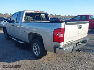 2008 Chevrolet Silverado 1500 Work Truck with VIN 1GCEC19X28Z147009, listed as a IAAI auction lot 41497427 with 181,415 mi miles. Bid and sale history available at carsss.com. Image 3.