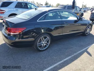 2015 Mercedes-Benz E-Class E 400 with VIN WDDKJ6FB5FF302154, listed as a Copart auction lot 49863275 with 165,582 mi miles and Clean Title. Bid and sale history available at carsss.com. Image 3.