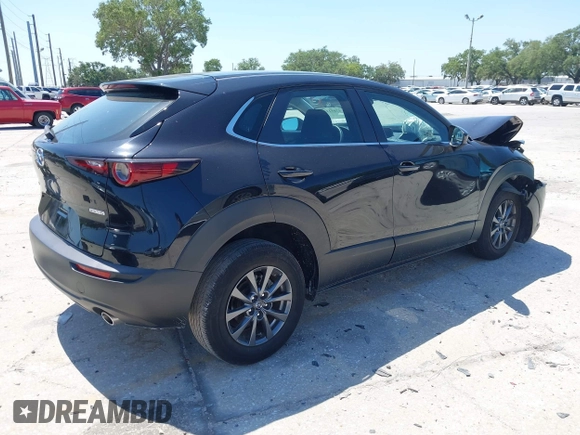 2021 Mazda CX-30 S with VIN 3MVDMAAL7MM268341, listed as a IAAI auction lot 42051154 with 19,539 mi miles and . Bid and sale history available at carsss.com. Image 4.
