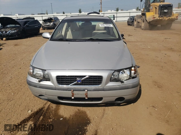 2001 Volvo S60 with VIN YV1RS61R412049929, listed as a Copart auction lot 69078954 with 0 mi miles and Salvage Title. Bid and sale history available at carsss.com. Image 5.