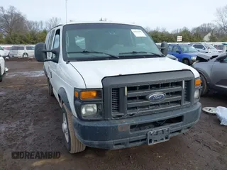 2009 Ford Econoline Cargo z VIN 1FTNE24L99DA19725, wystawiony jako IAAI lot #41652405 z przebiegiem Nie podano mil oraz . Historia ofert i sprzedaży dostępna na DreamBid. Obrazek 1.