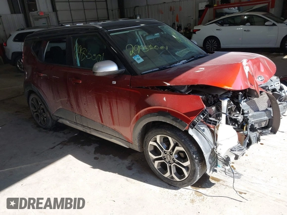 2020 Kia Soul LX with VIN KNDJ23AU4L7050350, listed as a IAAI auction lot 41608088 with 81,344 mi miles. Bid and sale history available at carsss.com. Image 1.
