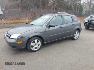 2006 Ford Focus S with VIN 1FAFP37N26W180795, listed as a IAAI auction lot 42100395 with 125,002 mi miles and . Bid and sale history available at carsss.com. Image 2.