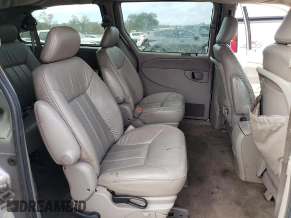 2001 Chrysler Town & Country LXi with VIN 2C8GP54L21R280196, listed as a Copart auction lot 85731344 with 127,056 mi miles and Non Repairable. Bid and sale history available at DreamBid. Image 11.