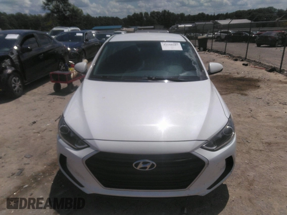 2018 Hyundai Elantra SEL z VIN 5NPD84LF5JH339083, wystawiony jako IAAI lot #42160287 z przebiegiem 108 161 mil mil oraz . Historia ofert i sprzedaży dostępna na DreamBid. Obrazek 12.