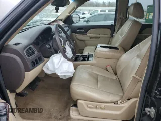 2011 GMC Yukon XL Denali with VIN 1GKS1MEF7BR165394, listed as a Copart auction lot 88813415 with 250,065 mi miles and Salvage Title. Bid and sale history available at carsss.com. Image 7.