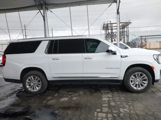 2022 GMC Yukon XL SLT with VIN 1GKS2GKD6NR328395, listed as a IAAI auction lot 41789208 with 24,797 mi miles. Bid and sale history available at carsss.com. Image 13.