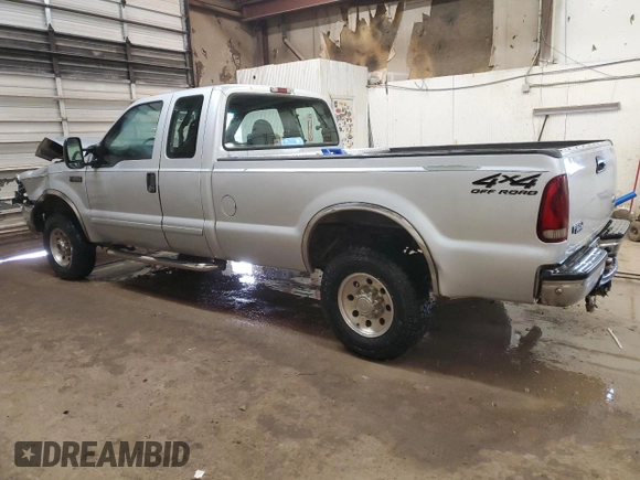 2001 Ford Super Duty F-250 XL with VIN 1FTNX21FX1EA66723, listed as a Copart auction lot 55885984 with 314,822 mi miles and Clean Title. Bid and sale history available at carsss.com. Image 2.