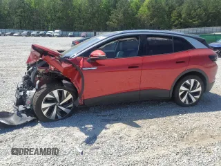 2021 Volkswagen ID.4 Pro S z VIN WVGKMPE29MP059900, wystawiony jako Copart lot #53725825 z przebiegiem Nie podano mil oraz Szkody całkowita. Historia ofert i sprzedaży dostępna na DreamBid. Obrazek 1.