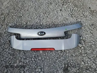2020 Kia Sorento LX z VIN 5XYPG4A31LG633261, wystawiony jako Copart lot #82196714 z przebiegiem 214 220 mil mil oraz Szkoda całkowita • Salvage title. Historia ofert i sprzedaży dostępna na DreamBid. Obrazek 13.