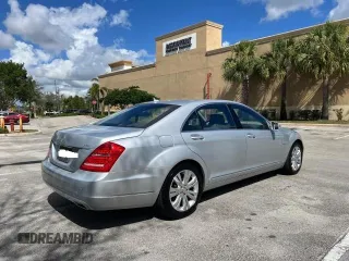 2010 Mercedes-Benz S 400 with VIN WDDNG9FB0AA311394, listed as a Copart auction lot 47423645 with 40,310 mi miles and Salvage Title. Bid and sale history available at DreamBid. Image 4.