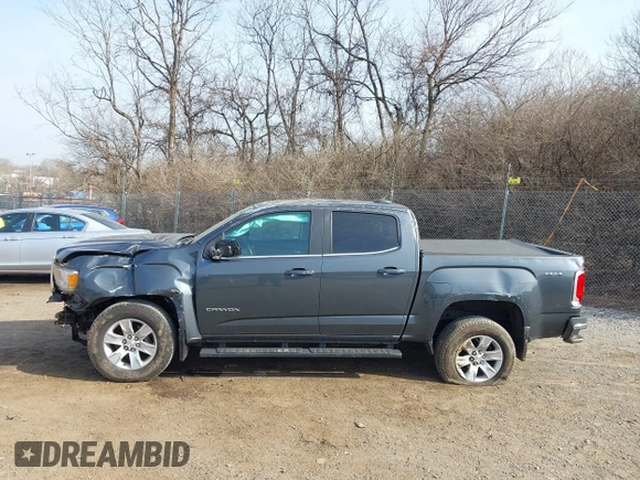 2016 GMC Canyon 4WD SLE with VIN 1GTG6CE36G1380659, listed as a IAAI auction lot 41803736 with 72,070 mi miles. Bid and sale history available at carsss.com. Image 14.