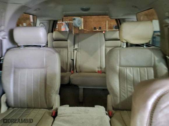 2005 Lincoln Navigator Luxury with VIN 5LMFU28555LJ19347, listed as a Copart auction lot 67631534 with 138,272 mi miles and Clean Title. Bid and sale history available at carsss.com. Image 10.