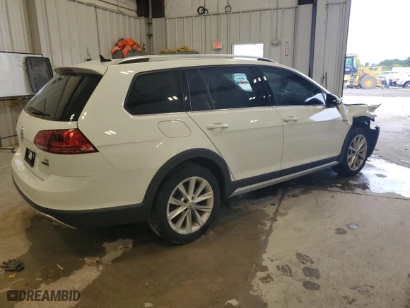 2017 Volkswagen Golf Alltrack S with VIN 3VWH17AU0HM537211, listed as a Copart auction lot 72600734 with 97,579 mi miles and Clean Title. Bid and sale history available at carsss.com. Image 3.