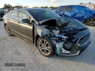2019 Ford Fusion Hybrid Titanium with VIN 3FA6P0RU3KR138040, listed as a Copart auction lot 70843932 with 68,133 mi miles. Bid and sale history available at carsss.com. Image 11.
