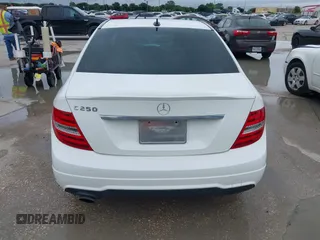 2014 Mercedes-Benz C 250 Sport with VIN WDDGF4HB1EA934119, listed as a IAAI auction lot 42489807 with 159,405 mi miles and . Bid and sale history available at DreamBid. Image 16.