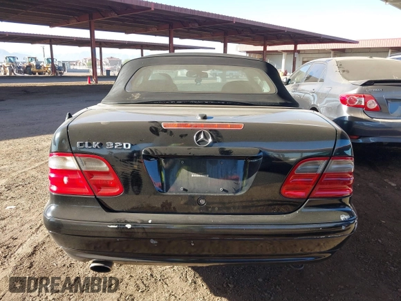 2002 Mercedes-Benz CLK 320/430 with VIN WDBLK65G32T114879, listed as a IAAI auction lot 40858067 with 256,013 mi miles and . Bid and sale history available at DreamBid. Image 6.