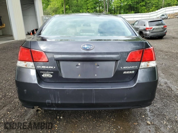 2013 Subaru Legacy Premium z VIN 4S3BMBG67D3025730, wystawiony jako Copart lot #59301895 z przebiegiem 126 657 mil mil oraz Szkoda całkowita • Salvage title. Historia ofert i sprzedaży dostępna na DreamBid. Obrazek 6.