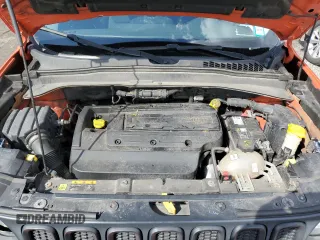 2015 Jeep Renegade Latitude with VIN ZACCJBBH2FPC34992, listed as a Copart auction lot 49621685 with 133,330 mi miles and Salvage Title. Bid and sale history available at carsss.com. Image 12.