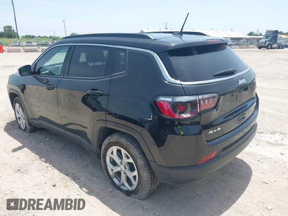 2024 Jeep Compass Latitude с VIN 3C4NJDBN4RT111850, выставлен на аукционе IAAI как лот 42771963 с пробегом 40 626 миль миль и . История ставок и продаж доступна на DreamBid. Изображение 3.