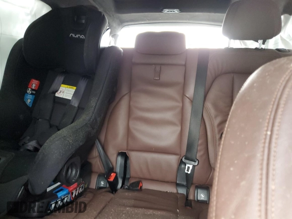 2020 BMW X7 xDrive40i with VIN 5UXCW2C03L9B44405, listed as a Copart auction lot 86332544 with 0 mi miles and Salvage Title. Bid and sale history available at carsss.com. Image 10.