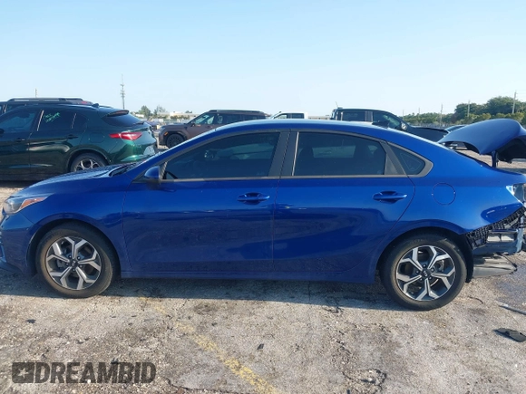 2021 Kia Forte LXS z VIN 3KPF24AD4ME406468, wystawiony jako IAAI lot #41977991 z przebiegiem 42 367 mil mil oraz . Historia ofert i sprzedaży dostępna na DreamBid. Obrazek 15.