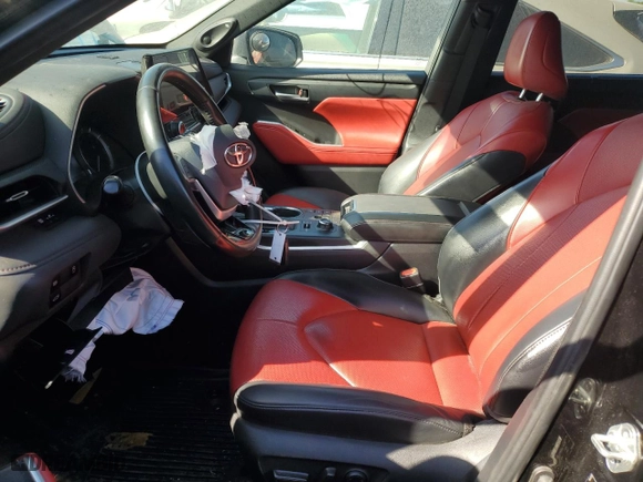 2023 Toyota Highlander L with VIN 5TDKDRBH1PS508974, listed as a Copart auction lot 46431355 with 107,809 mi miles and Salvage Title. Bid and sale history available at carsss.com. Image 7.
