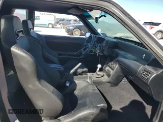1989 Ford Mustang z VIN 1FABP40A3KF309892, wystawiony jako Copart lot #80858704 z przebiegiem 75 267 mil mil oraz Czysty tytuł • Clean title. Historia ofert i sprzedaży dostępna na DreamBid. Obrazek 10.