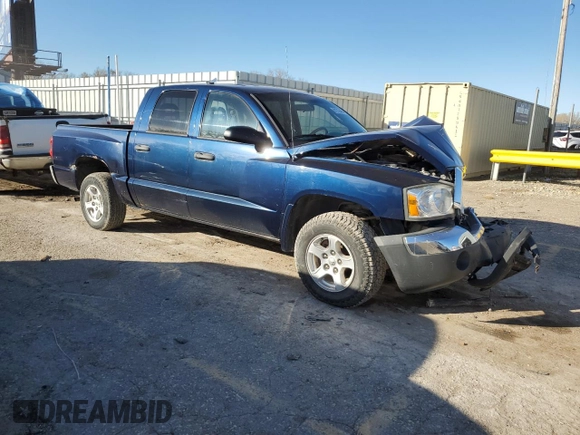 2005 Dodge Dakota SLT with VIN 1D7HE48K85S165264, listed as a Copart auction lot 81218484 with Not Provided miles and Salvage Title. Bid and sale history available at DreamBid. Image 4.