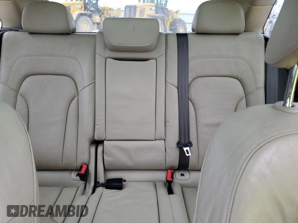 2016 Audi Q5 Premium Plus z VIN WA1D7AFP7GA041764, wystawiony jako Copart lot #50207545 z przebiegiem 126 360 mil mil oraz Szkody całkowita. Historia ofert i sprzedaży dostępna na DreamBid. Obrazek 10.