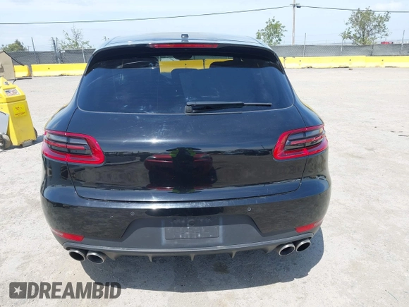 2015 Porsche Macan S with VIN WP1AB2A53FLB68323, listed as a IAAI auction lot 42121576 with 102,031 mi miles. Bid and sale history available at carsss.com. Image 16.