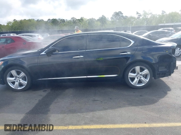 2008 Lexus LS 460 LWB with VIN JTHGL46F685021649, listed as a IAAI auction lot 41917829 with 1 mi miles. Bid and sale history available at carsss.com. Image 15.