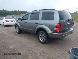 2005 Dodge Durango Limited with VIN 1D4HB58D85F582423, listed as a IAAI auction lot 42631605 with 213,601 mi miles and . Bid and sale history available at DreamBid. Image 3.
