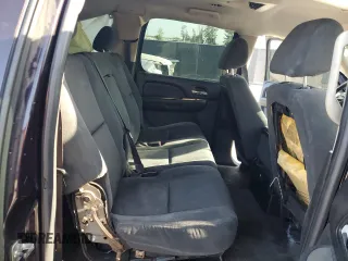 2009 Chevrolet Suburban LS z VIN 1GNFC16J99R225928, wystawiony jako Copart lot #54547305 z przebiegiem 203 556 mil mil oraz Szkoda całkowita • Salvage title. Historia ofert i sprzedaży dostępna na DreamBid. Obrazek 11.