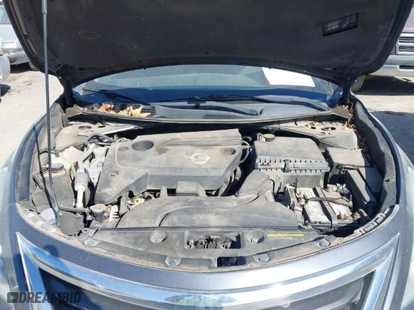 2013 Nissan Altima 2.5 SL with VIN 1N4AL3AP1DN568197, listed as a IAAI auction lot 41825919 with 107,846 mi miles. Bid and sale history available at carsss.com. Image 10.