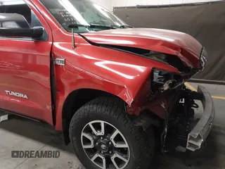 2011 Toyota Tundra 4WD Truck LTD with VIN 5TFBY5F12BX166531, listed as a IAAI auction lot 41680915 with 164,314 mi miles. Bid and sale history available at carsss.com. Image 6.